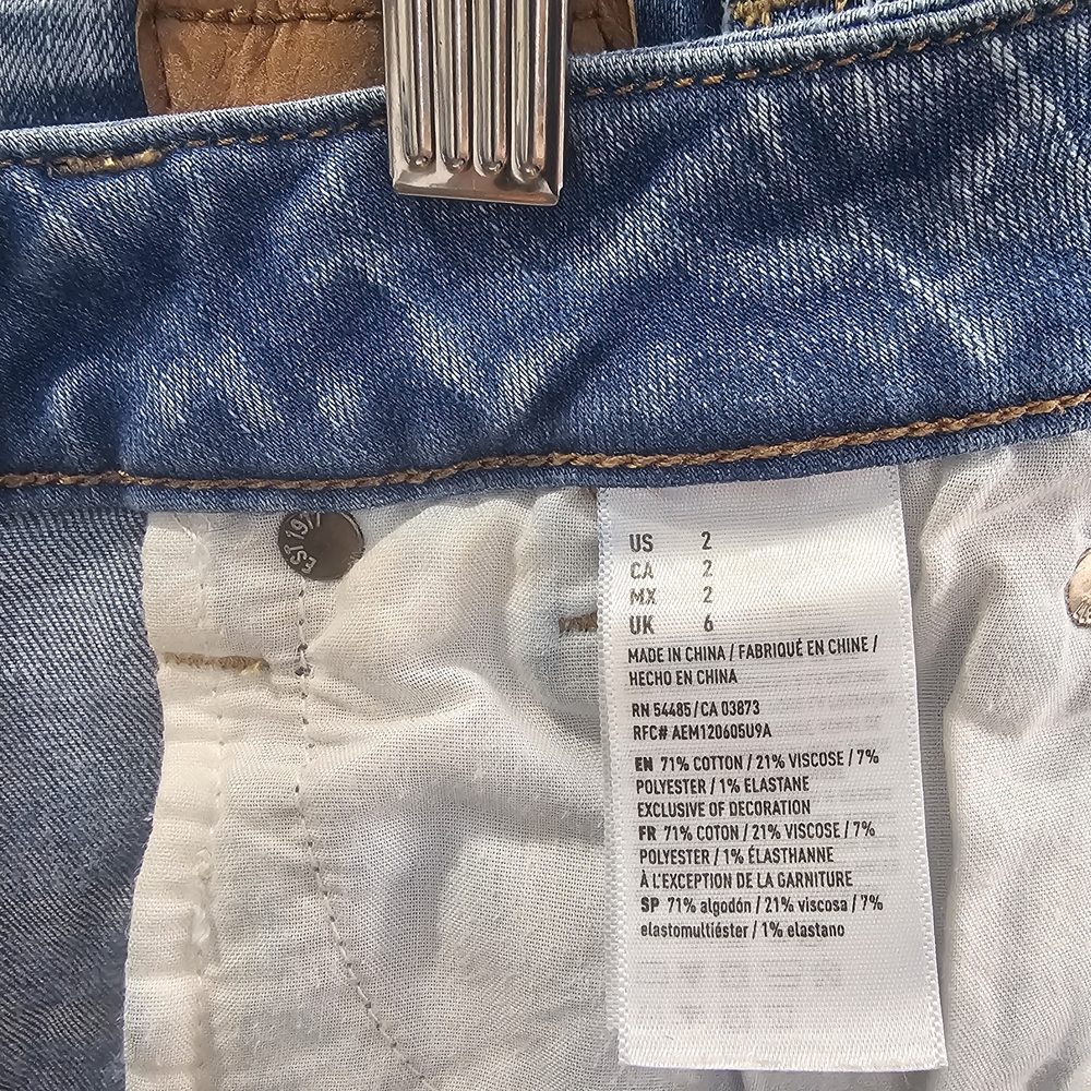 AE Hi Rise Shorties - Picture 6 of 6